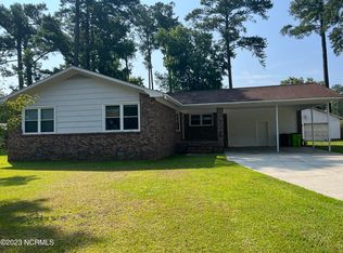 1006 Colony Dr, New Bern, NC 28562