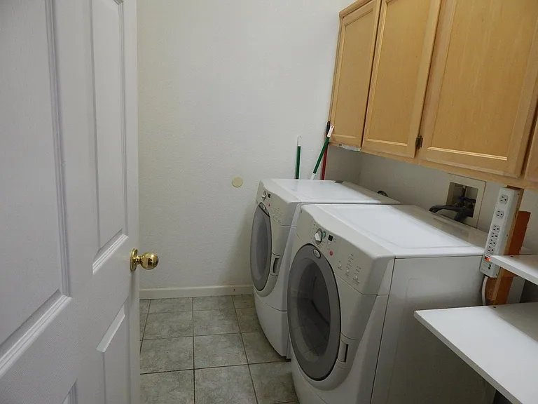 2333 Rodin Pl — Photo 14