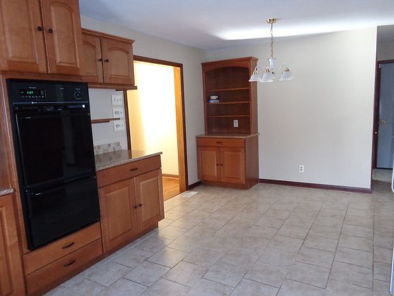 3rd image of 5938 Darline Dr
