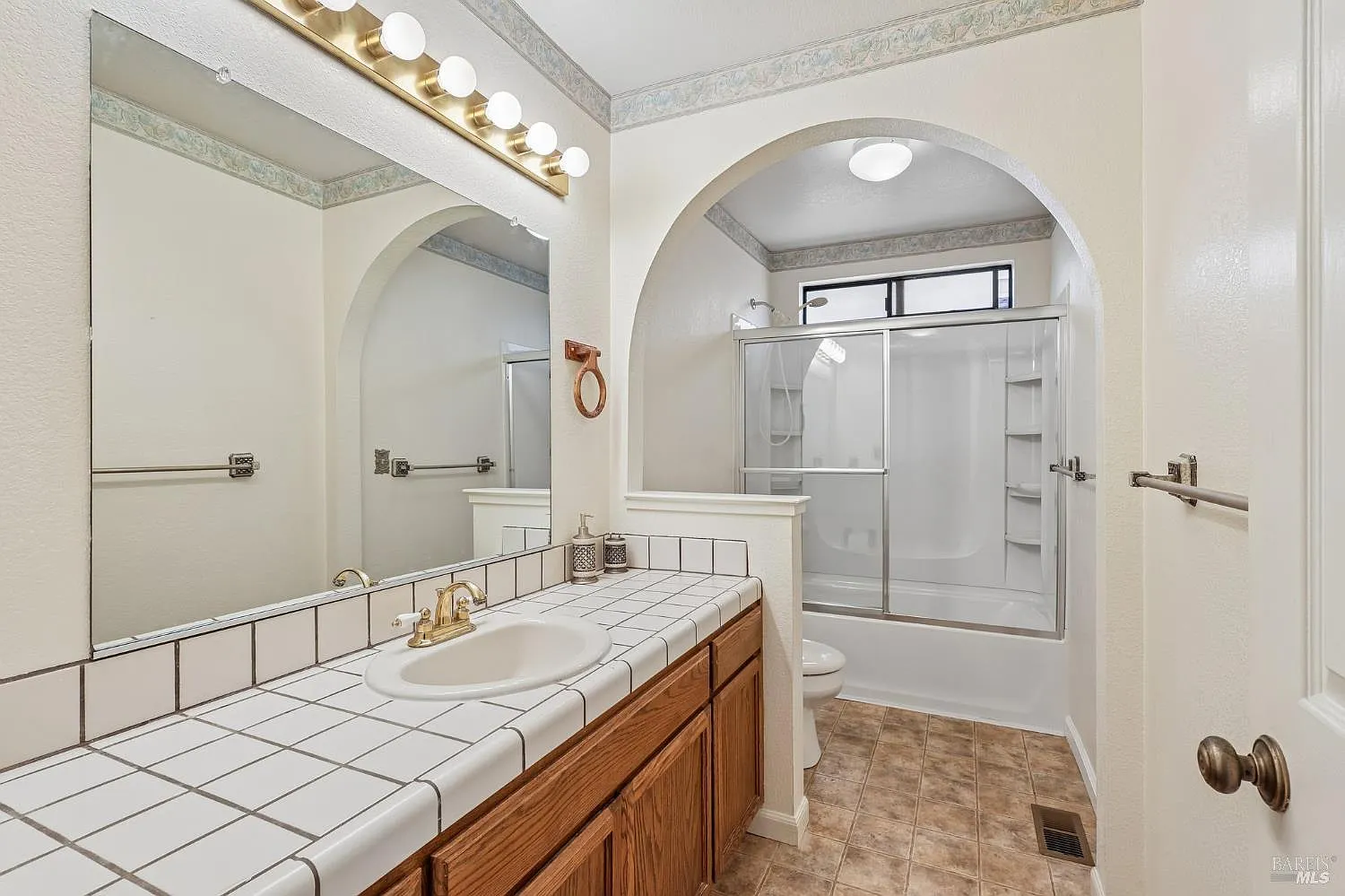3994 Hampton Way - Photo 3