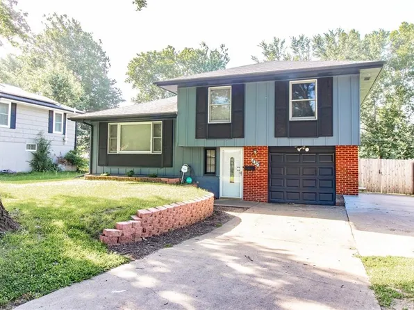 8307 E 92nd Ter, Kansas City, MO 64138
