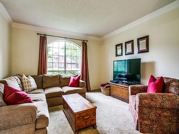 5th image of 1805 Autumndale Dr