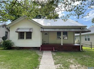 1011 Martin Ave, Gadsden, AL 35903