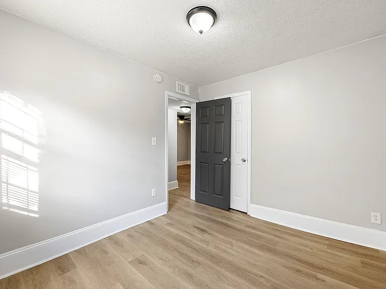 156 Fairfield Pl NW #B-9 — Photo 13