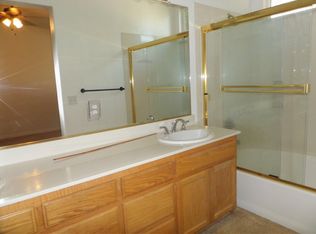 2083 Crom St, Manteca, CA 95337