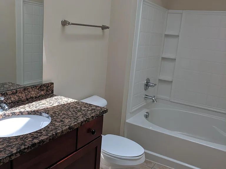 1457 N Star Ave — Photo 7