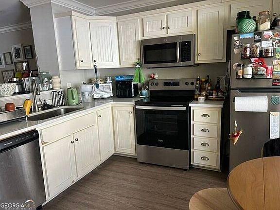 5th image of 490 Barnett Shoals Rd APT 242