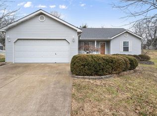 2831 Maplewood Ct, High Ridge, MO 63049