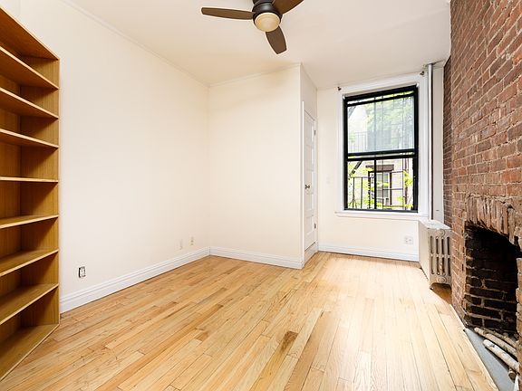 5th image of 328 W 17th St APT 2W