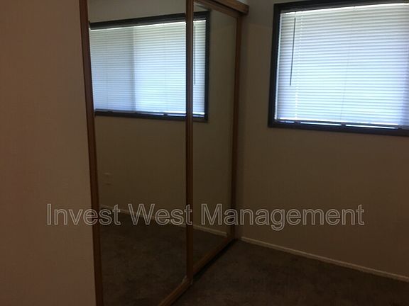 5th image of 1103 NE 142nd Ave