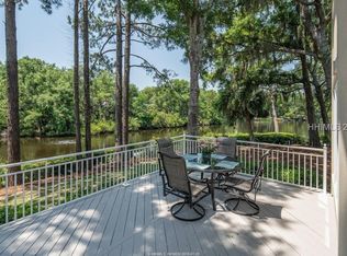 2 Leamington Pl, Hilton Head Island, SC 29928