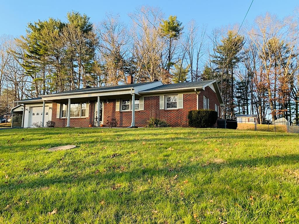242 Shady Sq, Galax, VA 24333 Zillow