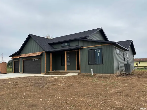 1819 Zara Trce, Clinton, IA 52732