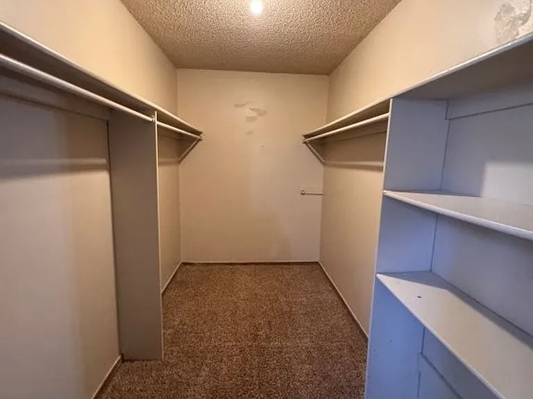 8217 S Klein Ave — Photo 10
