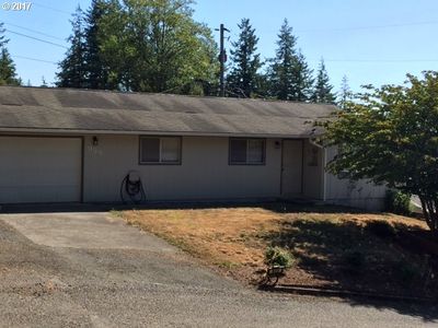959 E 14th St, Coquille, OR, 97423