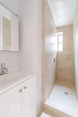 Rented by REAL New York | media 32