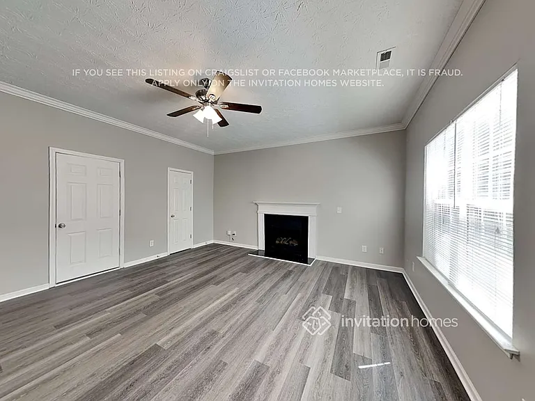 2625 Fairstone Ave — Photo 5