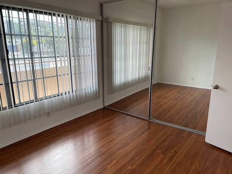 4314 Matilija Ave — Photo 11