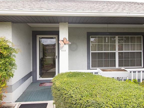 3rd image of 1360 Beechwood Dr