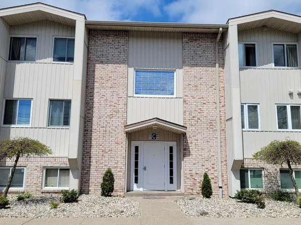 6640 Salisbury Rd #C110, Maumee, OH 43537