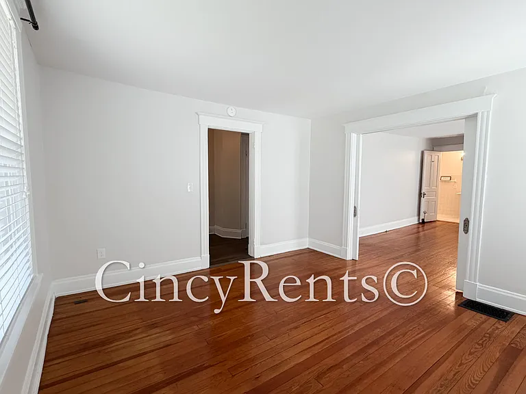 2836 Linwood Ave #1 — Photo 7