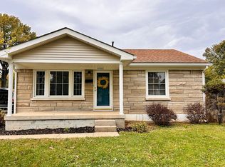 10402 Meadowview Dr, Louisville, KY 40272