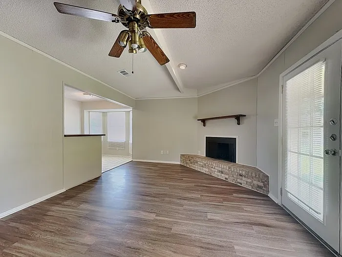 316 Quail Creek Dr — Photo 4