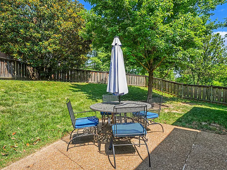 625 Palisades Ct — Photo 26