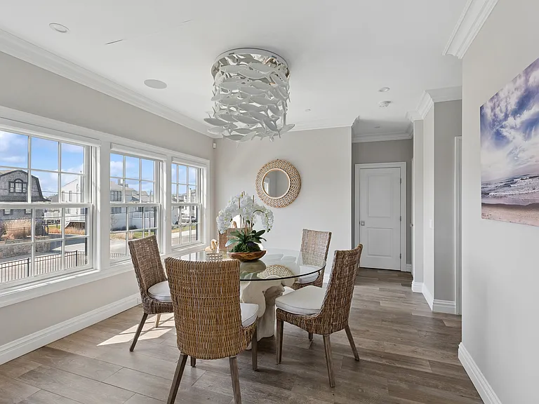 39 Shinnecock Rd — Photo 10