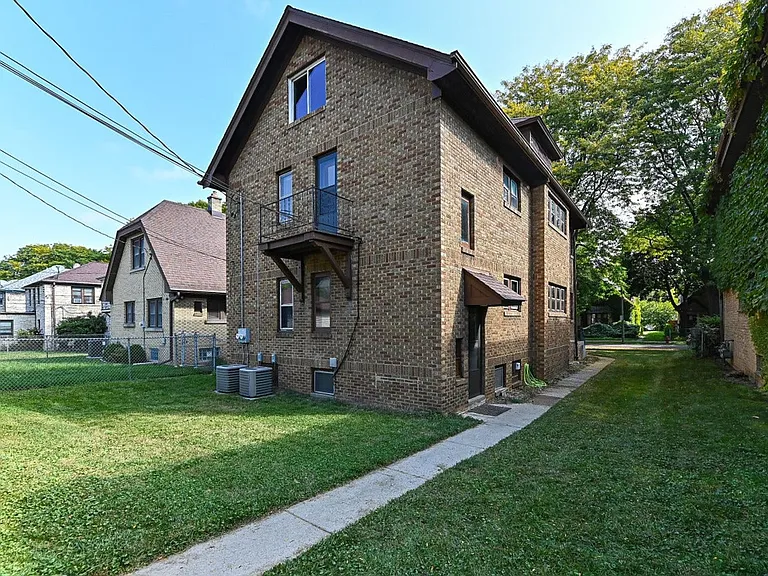 3145-3147 N 50th St — Photo 15