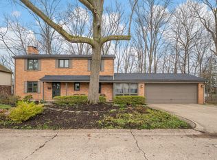 703 Comings Ave, Saint Joseph, MI