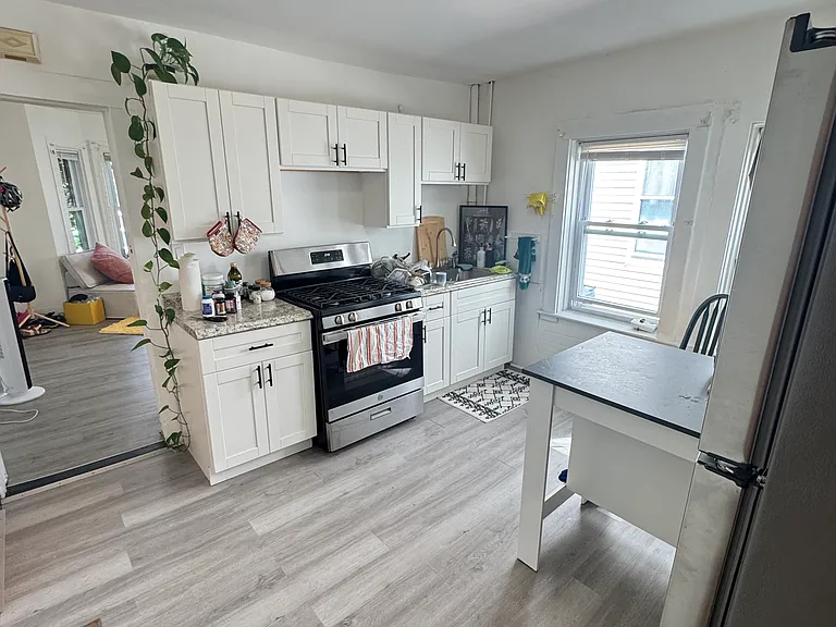 40 Jefferson St #1 — Photo 2
