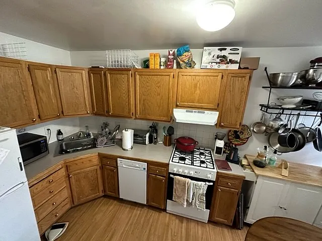 212 Allston St #SIDE — Photo 2