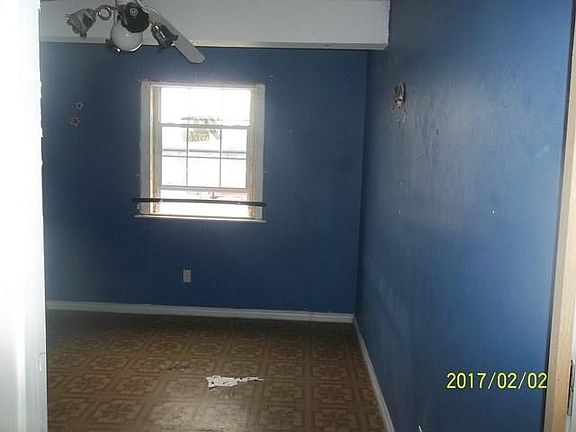 5th image of 214 E Fairmeadows Dr