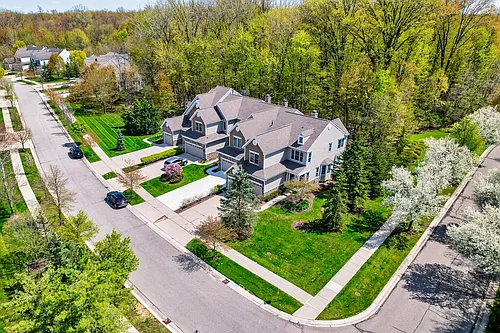 26168 Fieldstone Dr #100 Photo 1