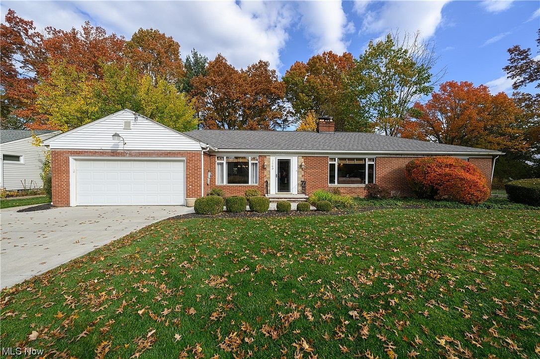 2969 Chamberlain Rd, Akron, OH 44333 Zillow