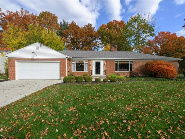 2969 Chamberlain Rd, Akron, OH 44333