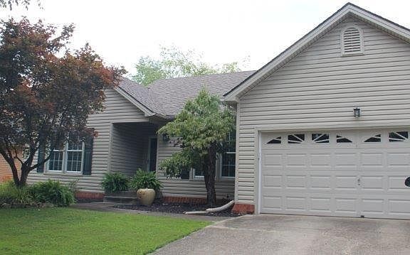 4th image of 3563 Winthrop Dr