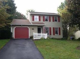 2224 Bob White Ln, Lancaster, PA 17601