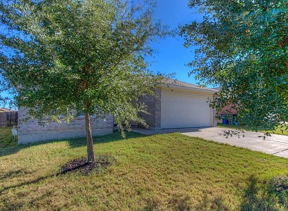 3rd image of 1112 Burgess Dr