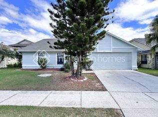 1912 Coral Tree Ct, Brandon, FL 33511