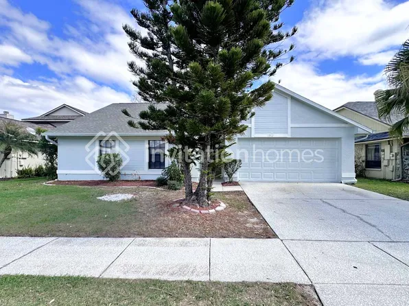 1912 Coral Tree Ct, Brandon, FL 33511