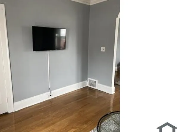 445 E 200th St, Euclid, OH 44119