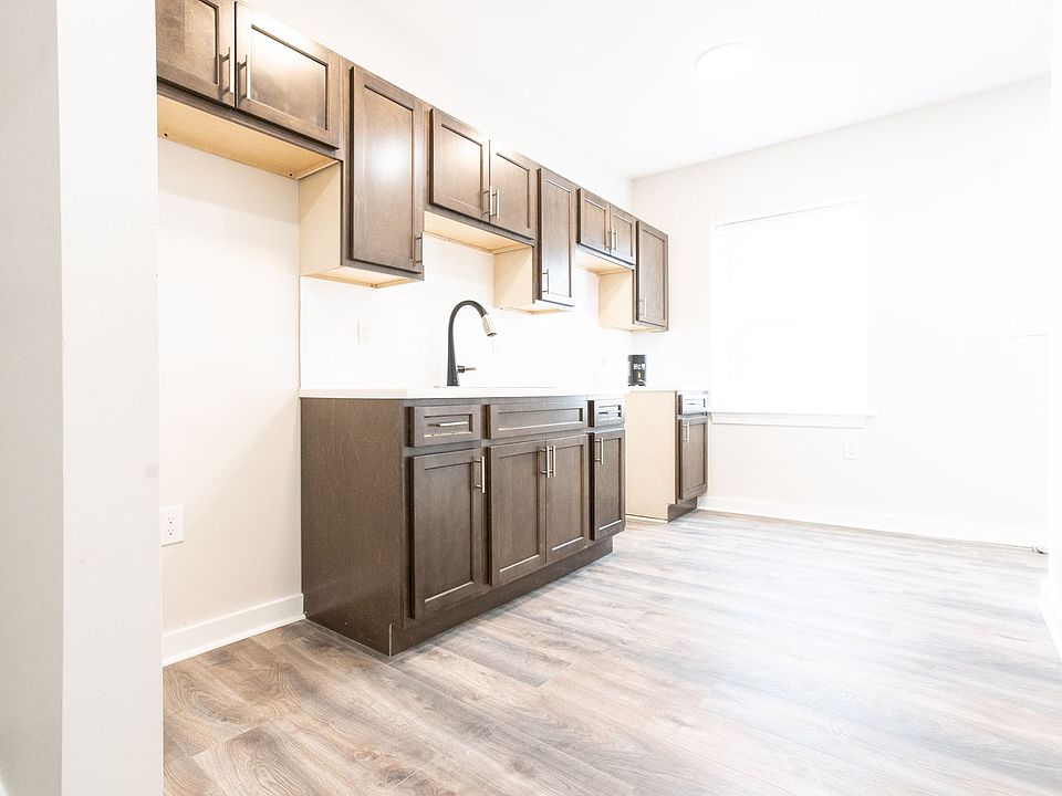 1st image of 3023 B St #Pa027303