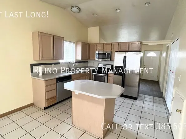 4770 W Old Church Ct, West Jordan, UT 84084