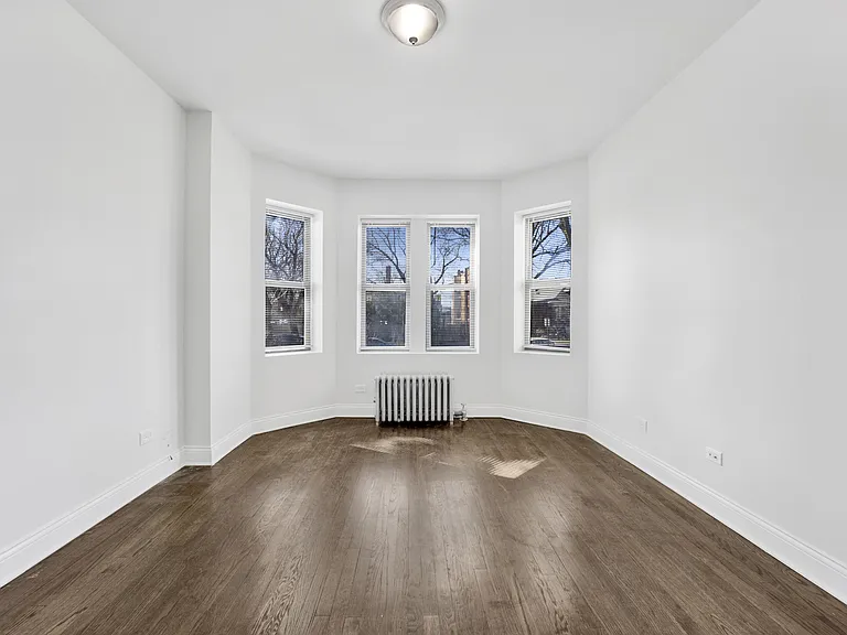 4404 W Altgeld St #1 — Photo 3