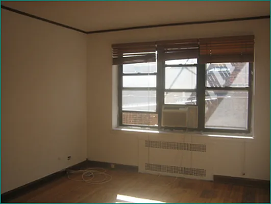 Rented by Brown Harris Stevens | media 4