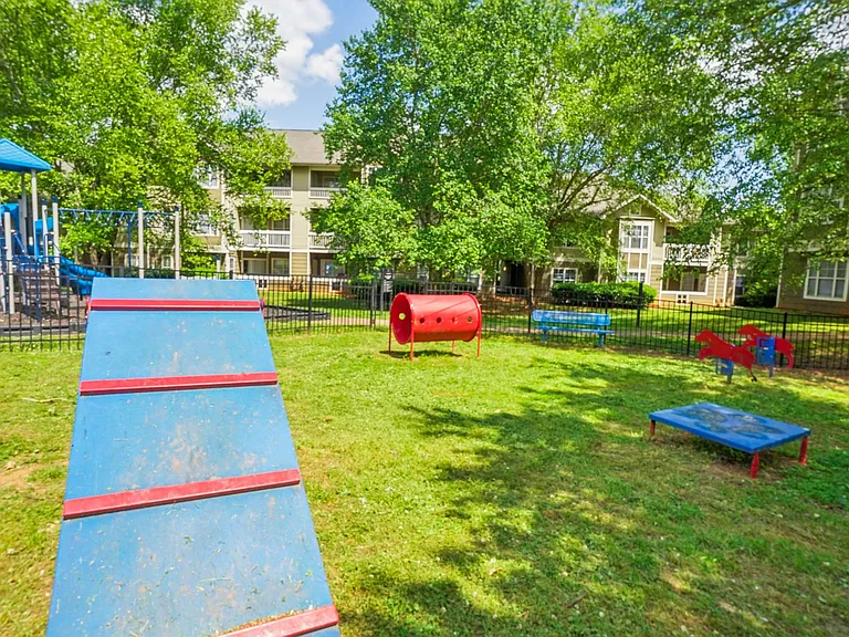 Camara Estates — Photo 18