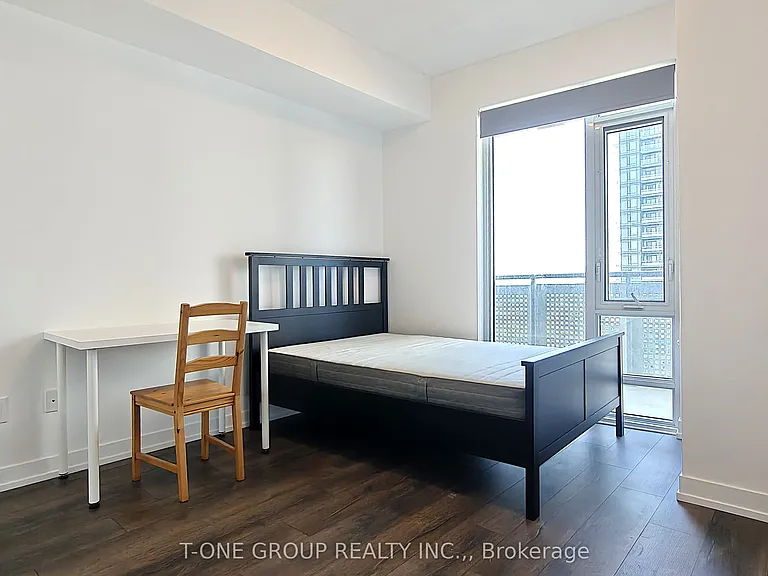 2520 Eglinton Ave W #722 — Photo 13