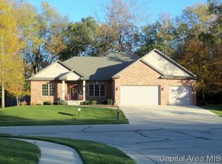 620 Poinsettia Pl, Springfield, IL 62711